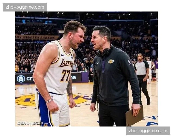 雷迪克批评裁判判罚一致性 称又一个随意更改解释的夜晚